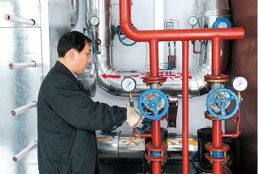 郑州供热管网开始升温，家里暖气不热怎么办?