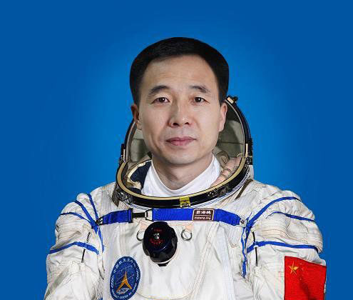 陈冬母亲：要给儿子一个大大的拥抱