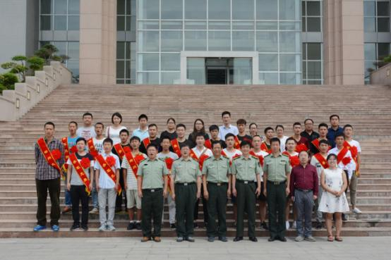 河南省军区与郑州大学联合成立“民兵党的创新理论武装研究院”