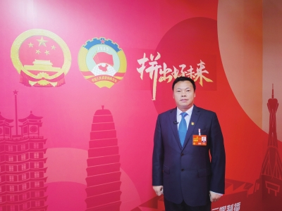 全国人大代表马豹子：鼓励“归雁”游子回乡，创业带富一方乡邻