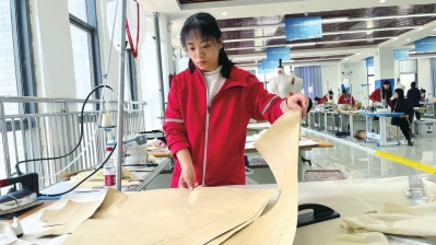 时装作品是如何“变”出来的?