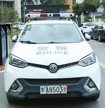 郑州8辆违停抓拍车上岗 下周一开拍