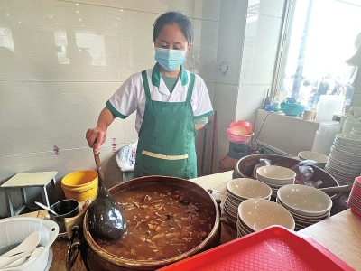 中原名吃逍遥胡辣汤，咋能“辣么”拿下上海滩