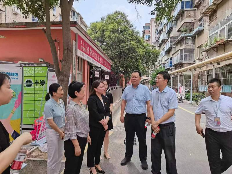 探索智慧家政+居家养老服务新模式，推动家政服务进社区