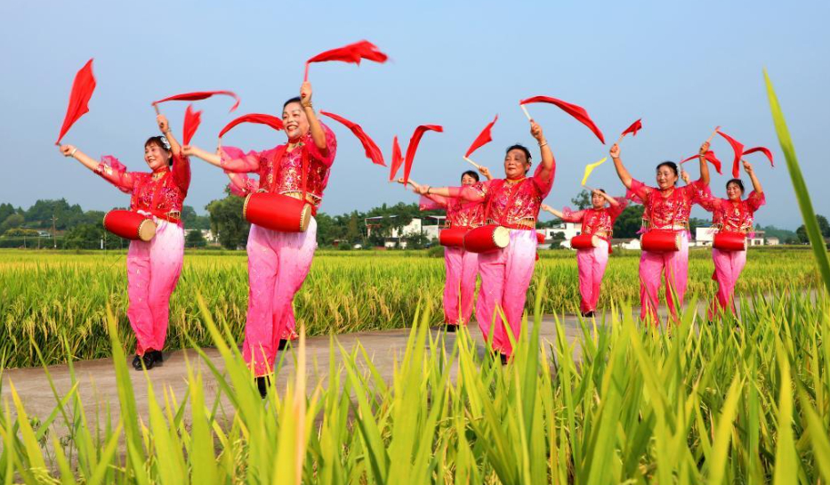 2023年中国农民丰收节河南省主会场活动在信阳浉河区举行