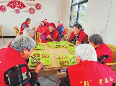 智慧养老尝试解决居家养老痛点——如何养老才能“都挺好”