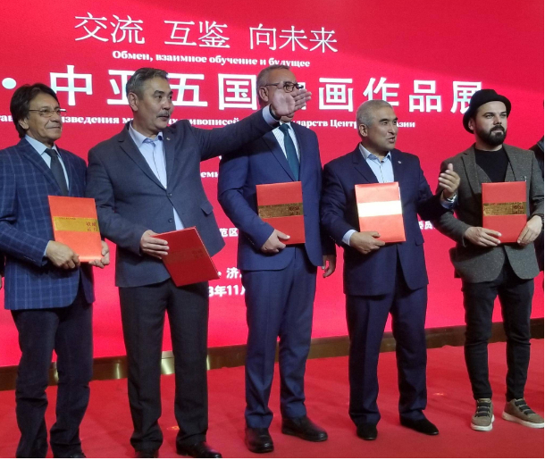 中国·中亚五国油画作品展在济源举行