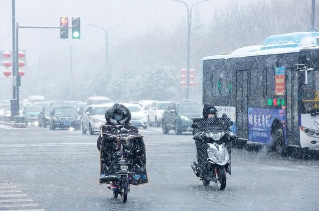 全力应对本轮雨雪天气丨河南省大部将开启纯雪模式