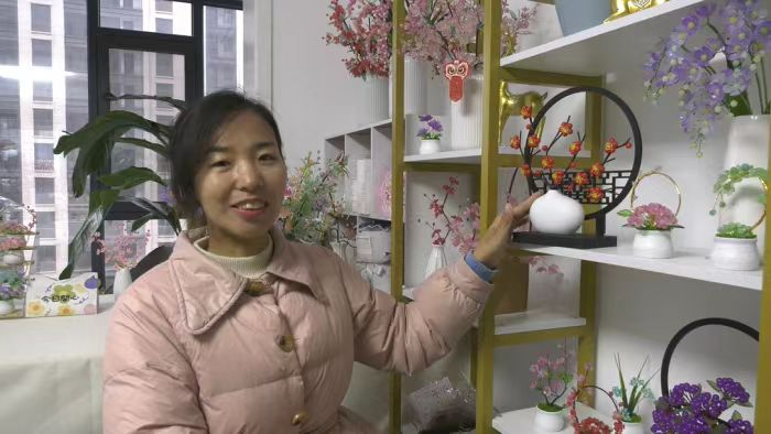 郏县：励志开出巾帼花 落红化泥绽芳华