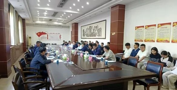 河南省地质研究院专家组到辉县市开展实地核查工作