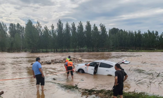河南南阳桐柏县公安局：夜半洪流急救援   警民齐心保民安